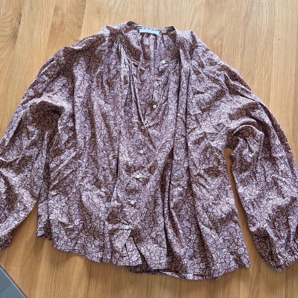 Doen floral long sleeve blouse - Size M